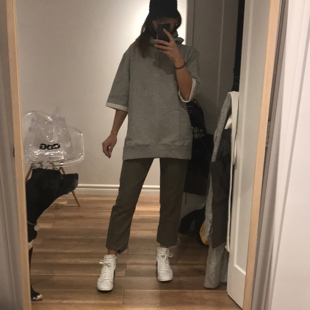 Short sleeve hoodie